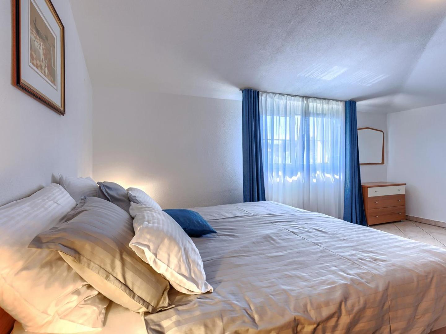 Guest house Nino With Shared Pool