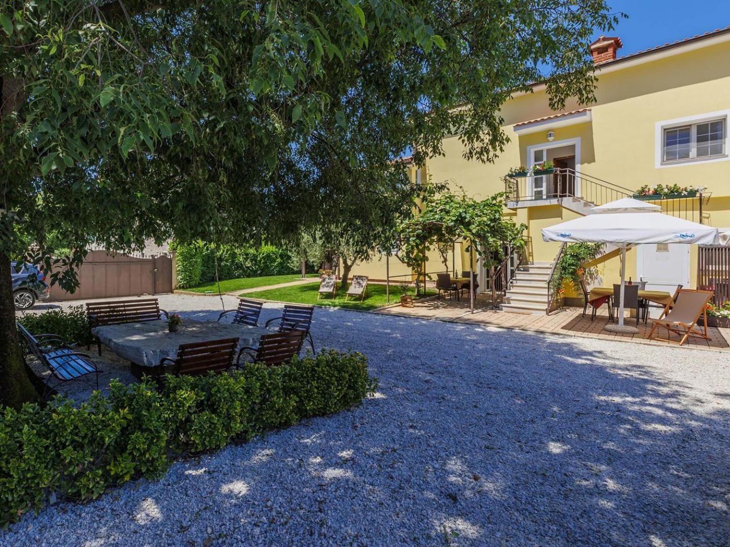 Nino With Shared Pool * Porec